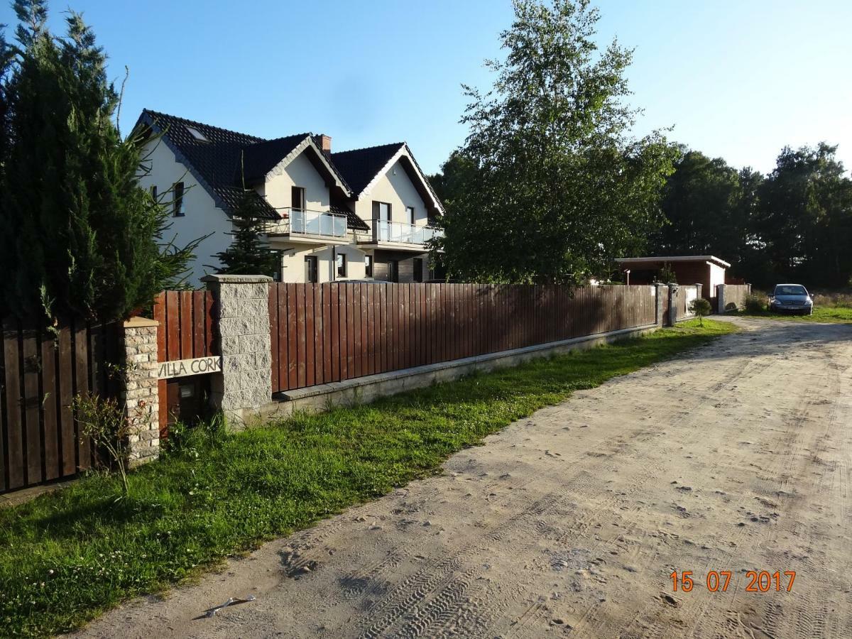 Villa Cork Dębki Exterior foto